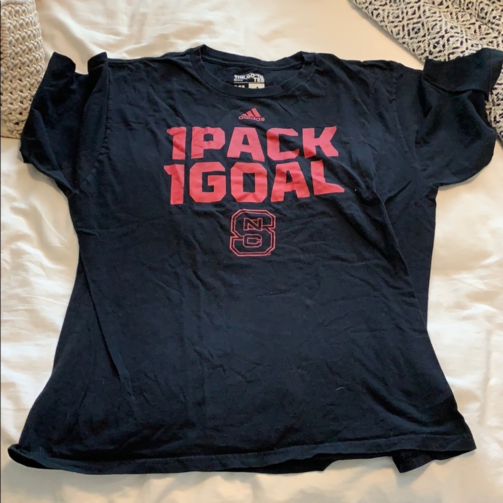Wolf pack tee